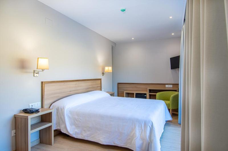 Hotel Jaume D'Urgell Μπαλαγέ Εξωτερικό φωτογραφία